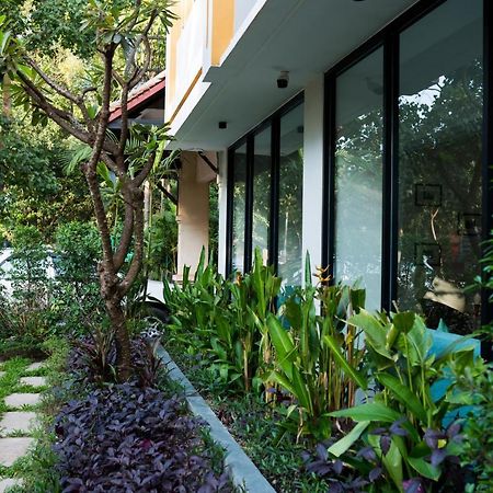 Angkor Sivutha Suites By Alfa Siem Reap Exterior foto