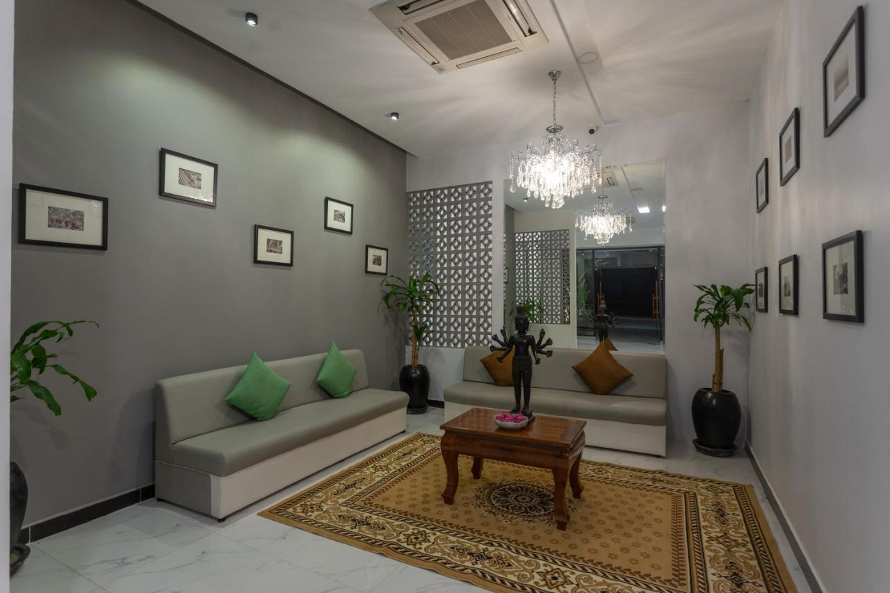 Angkor Sivutha Suites By Alfa Siem Reap Exterior foto